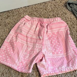 SHEIN Pink Patterned Kids Shorts